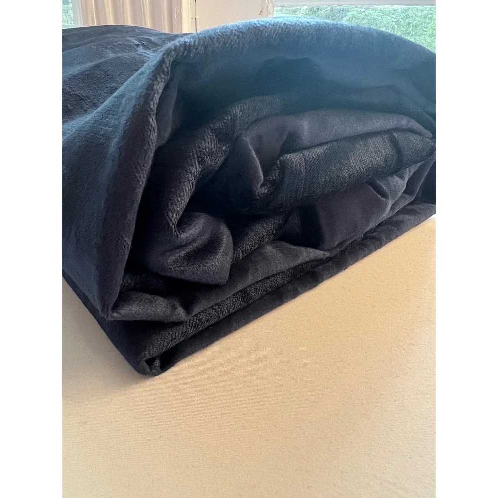 NWOT QUINCE Navy Luster Velvet Room Darkening Curtain Single Panel 48X96